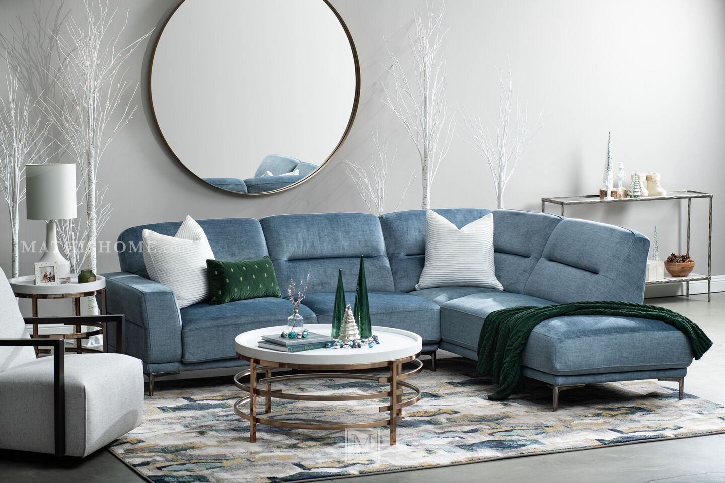 Cheers Capri Sectional in Modern Living Room